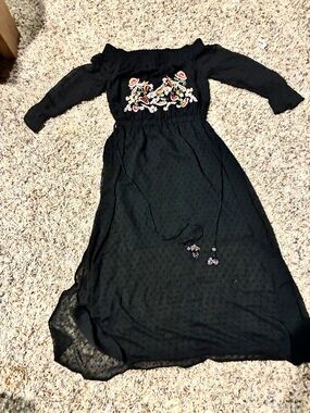 Black Long-Sleeve Embroidered Maxi Dress off shoulder dress